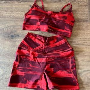 Surface power short & sports bra (infrared)